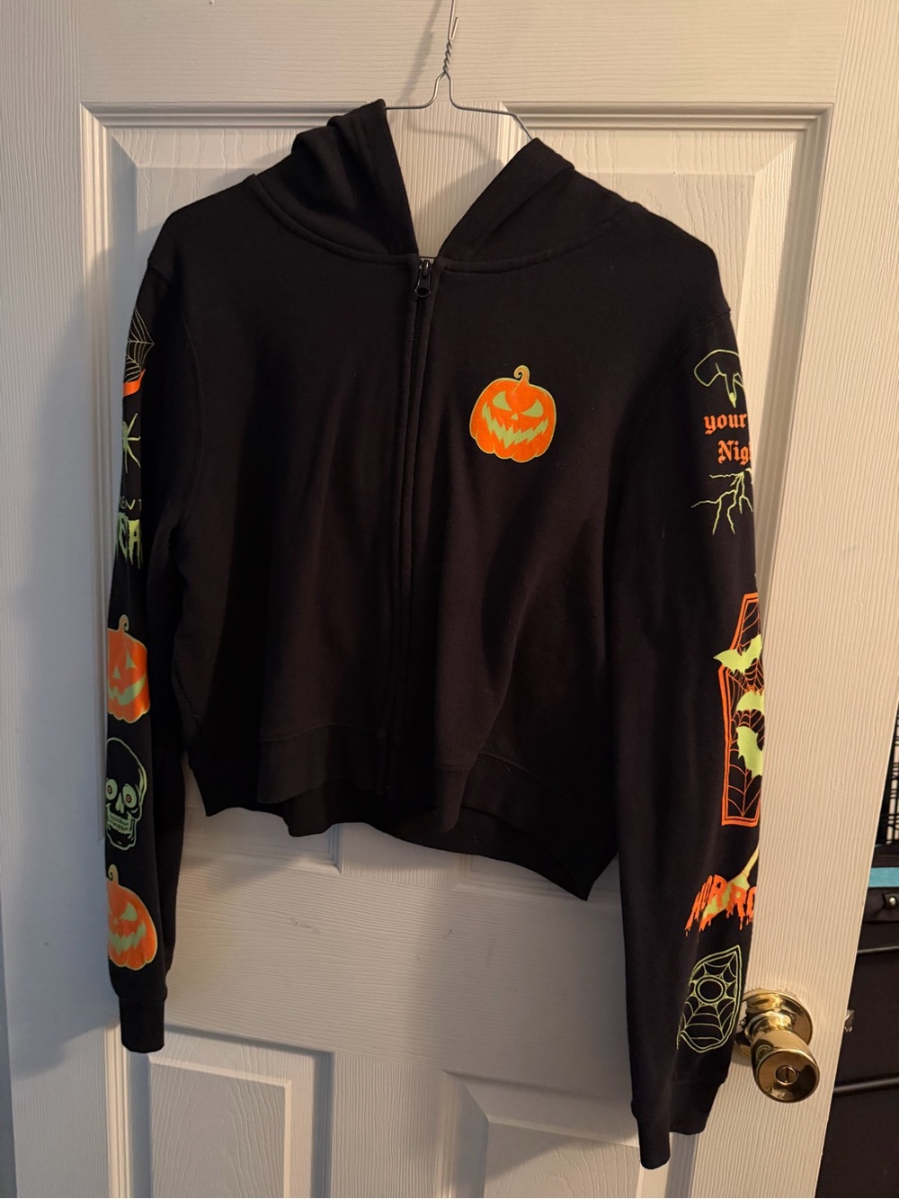 Women’s Cropped Zip-up Scream Queen Hoodie